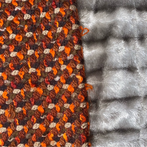 EUC Kate Spade tweed mini skirt - Picture 3 of 8